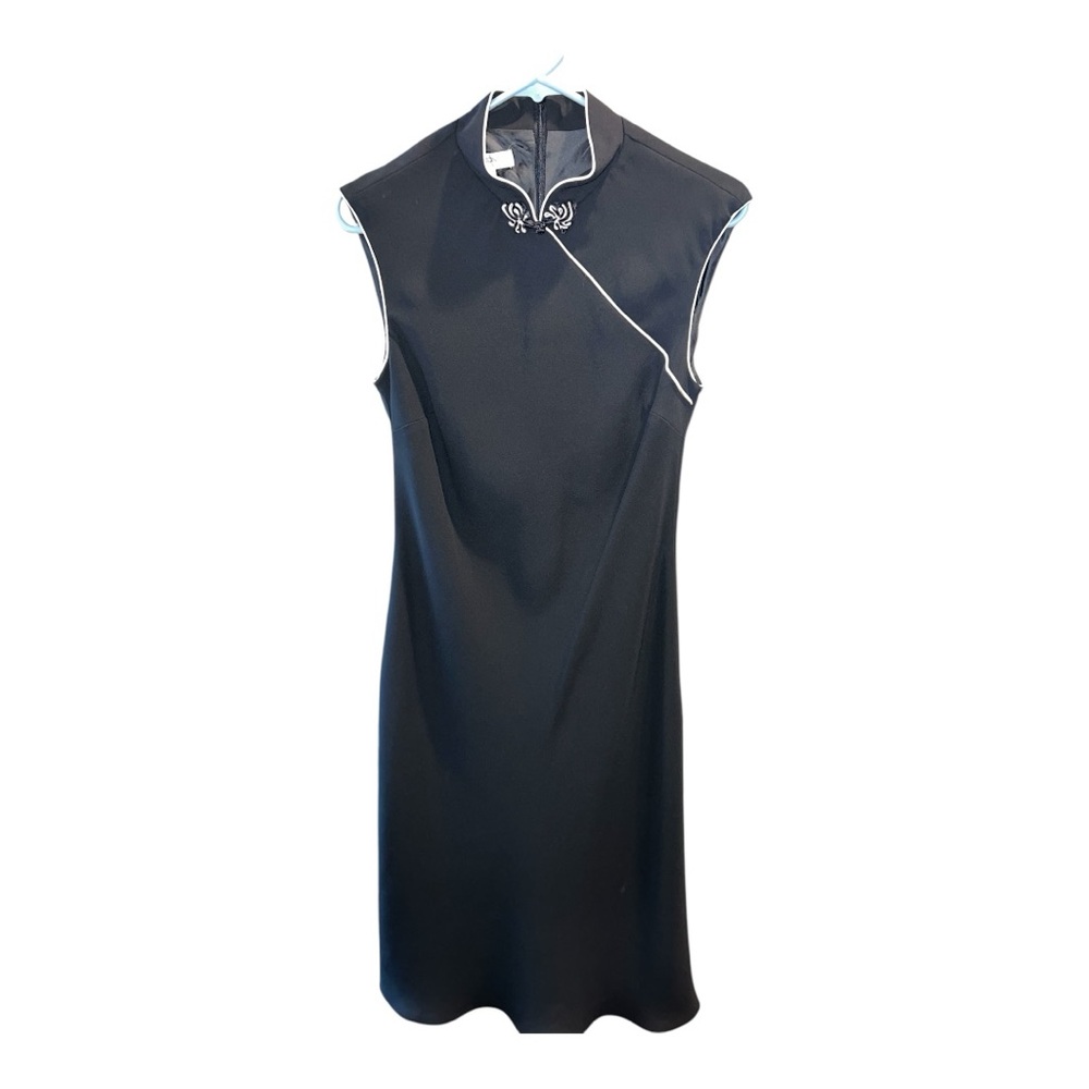 Evan Picone Elegant Black Sleeveless Dress